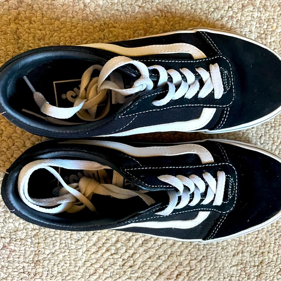 Vans Shoes - Womens ward vans